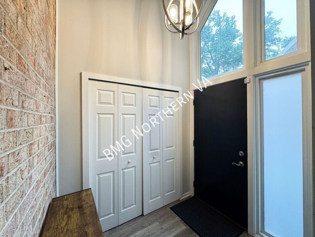Building Photo - 1476 Greenmont Ct