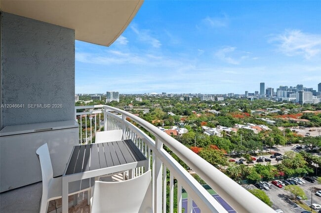 Building Photo - 2475 Brickell Ave
