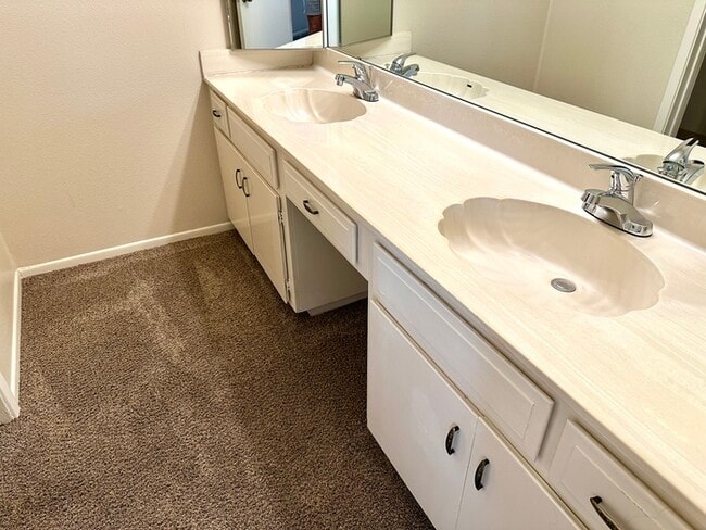 Building Photo - Stunning McCormick Ranch home