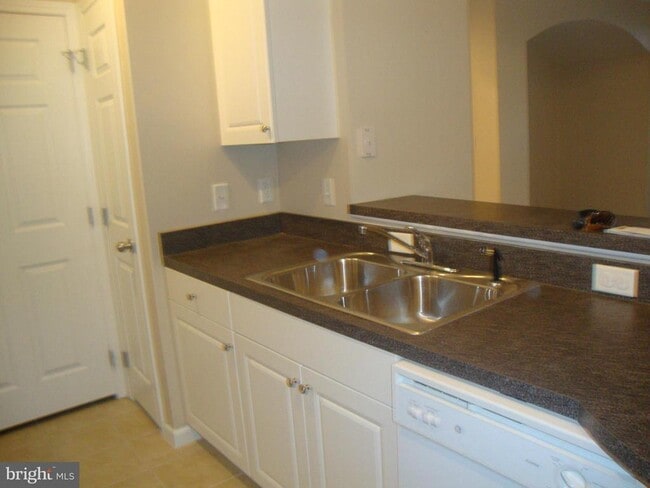 Building Photo - 507 Sunset View Terrace SE