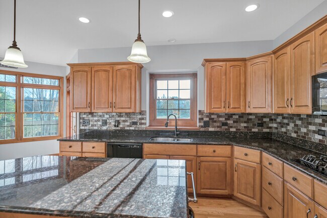 Building Photo - 4N550 School Rd