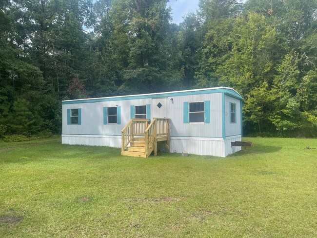 Primary Photo - Newly remodeled 2 bedroom, 1 bath mobile home