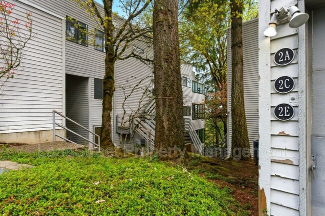 Building Photo - 48 Eagle Crest Dr