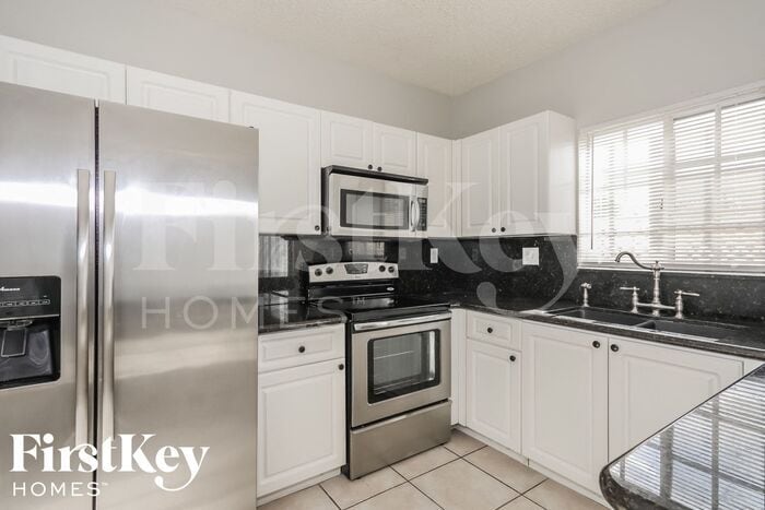 Building Photo - 12284 SW 148th Terrace