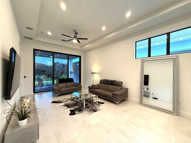 Building Photo - 187 SE Via Sangro