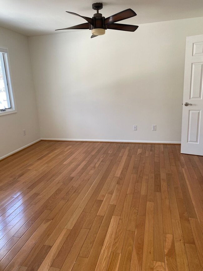 Building Photo - House for Rent in Kennett Square