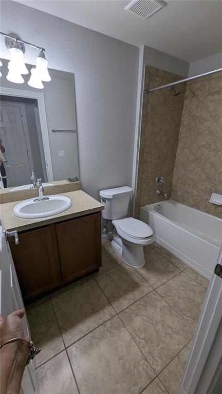 Building Photo - 11892 Fiore Dr