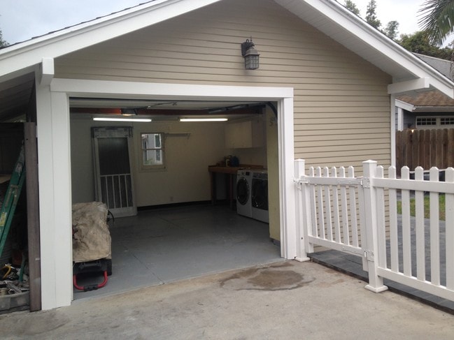 1 1/2 car garage with 3 car inline driveway - 4020 Massachusetts E St