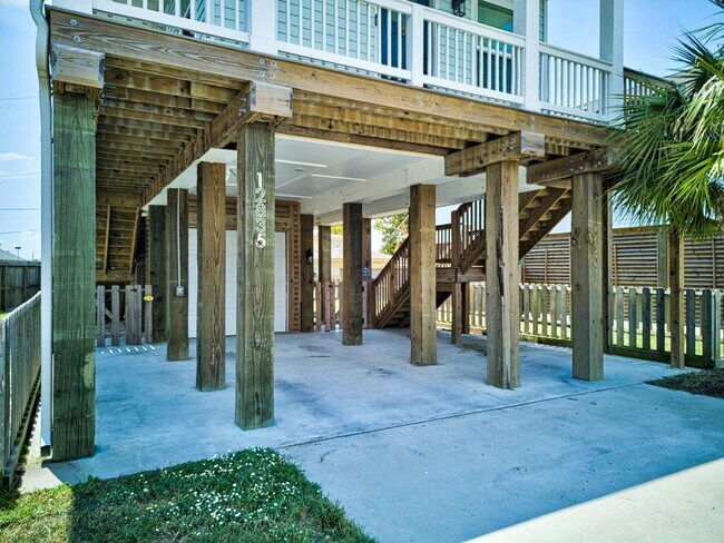 Building Photo - 12835 E Conquistador Dr