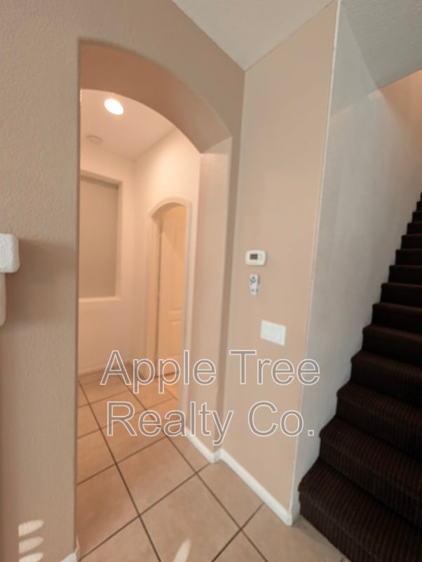 Building Photo - 1560 Gazebo Ln