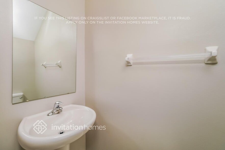 Building Photo - 8496 Houndstooth Enclave Dr