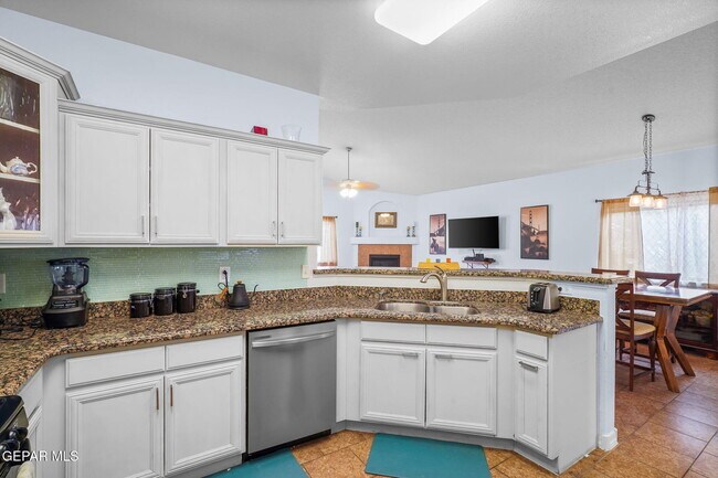 Building Photo - 14057 Tower Point Way