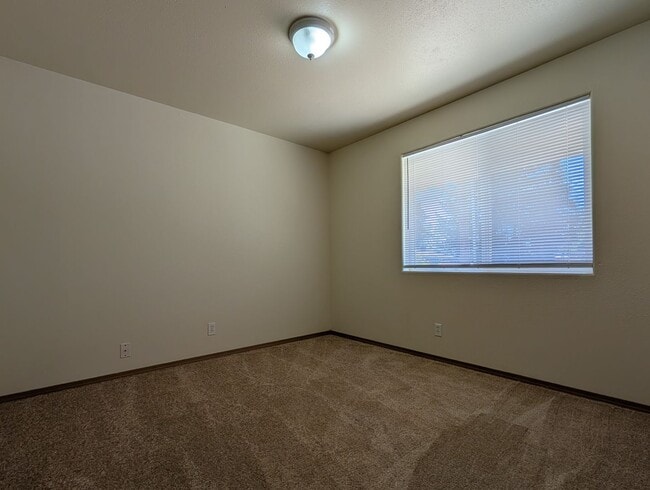 Building Photo - 4137 Marshall Ave