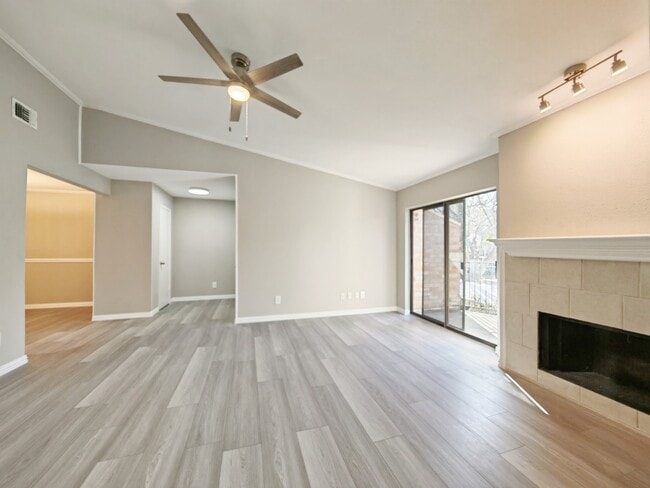 Building Photo - 8100 Cambridge St