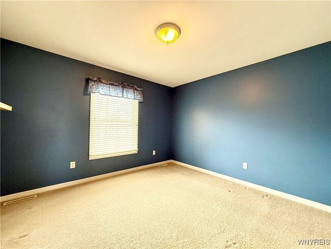 Building Photo - 175 Crown Royal Dr