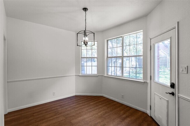 Building Photo - 3901 Caney Creek Rd