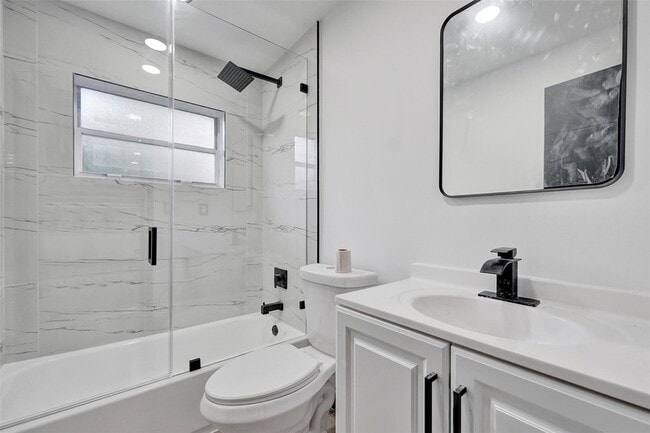 Building Photo - 5310 NW 16th St