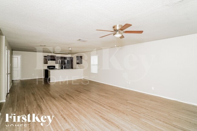 Building Photo - 1936 Heather Glen Dr