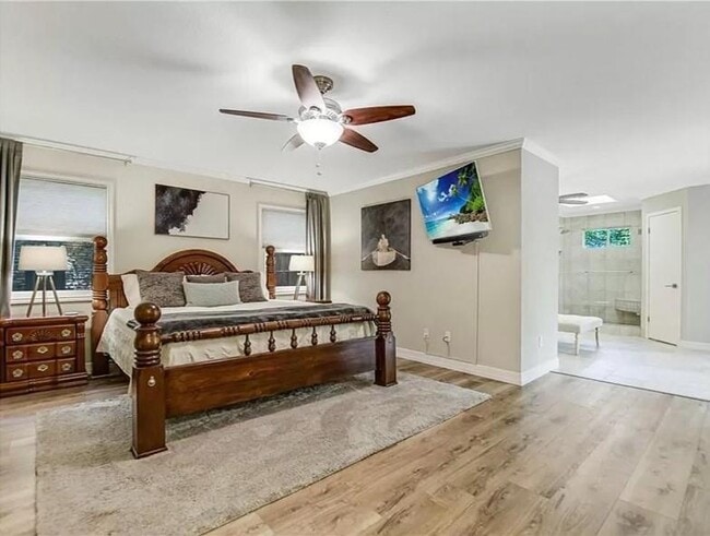 Building Photo - 1100 St Williams Ave