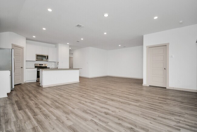 Building Photo - 7810 Brumbly Ln