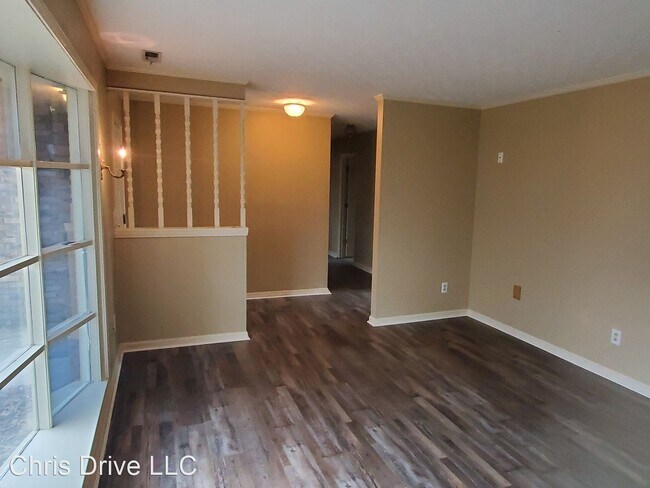 Building Photo - 3 br, 2 bath House - 402 SCOTT RD