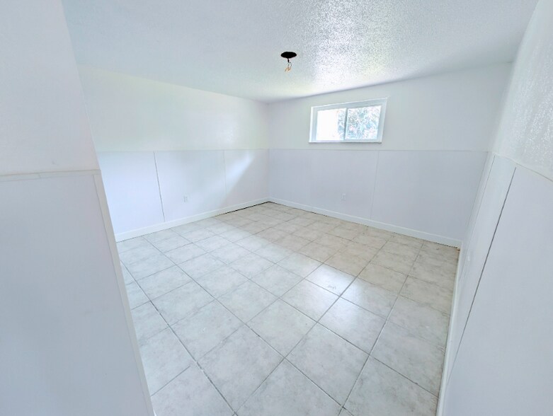 Building Photo - 5710 Quist Dr