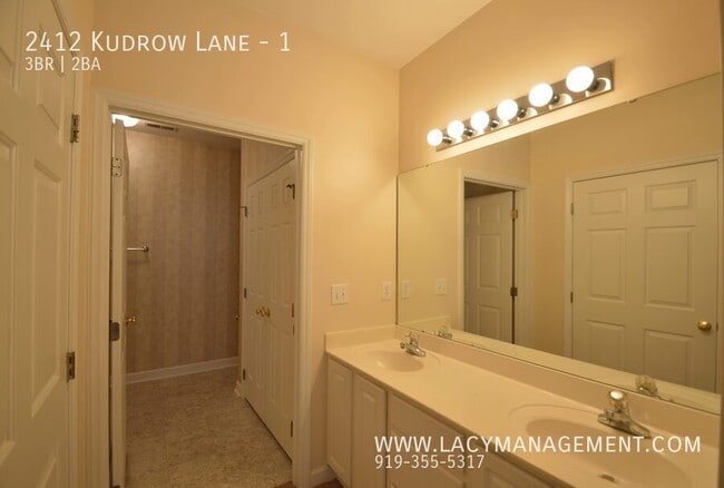 Building Photo - 2412 Kudrow Ln