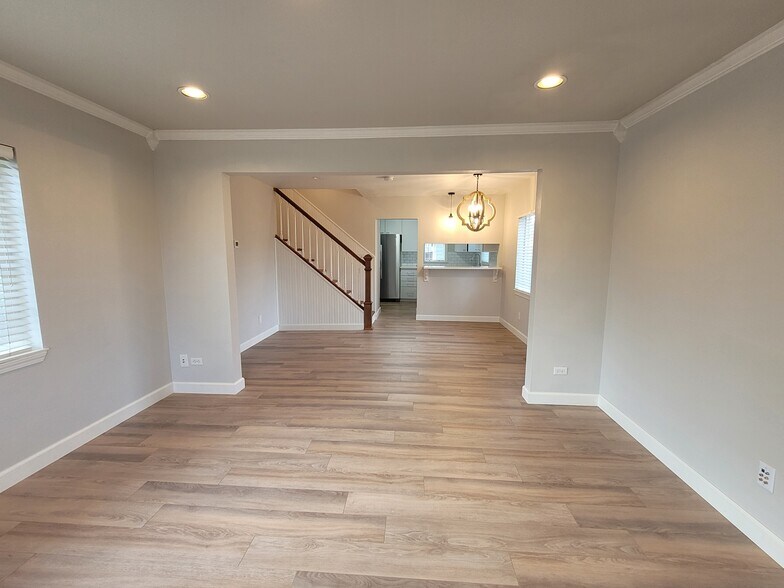 Building Photo - 2506 State St