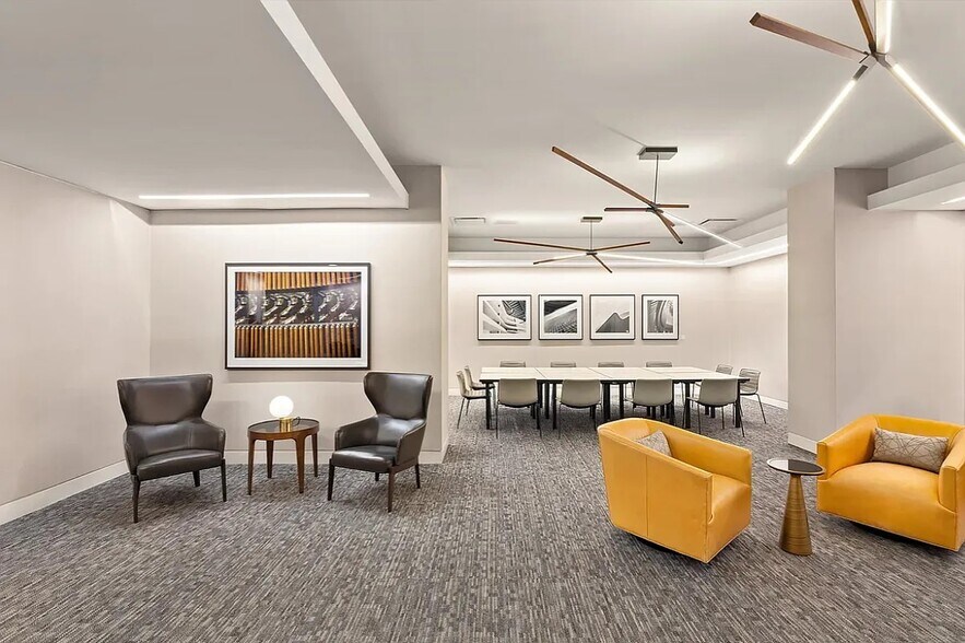 Building Photo - 100 United Nations Plaza