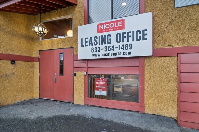 Building Photo - 1046 W 26th Ave