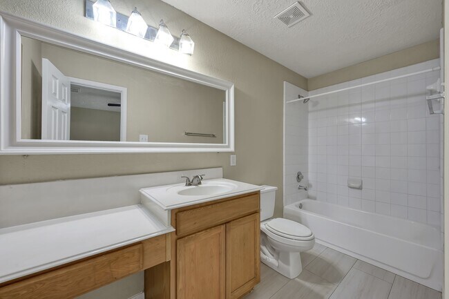 Building Photo - 3626 Garrison Run Dr