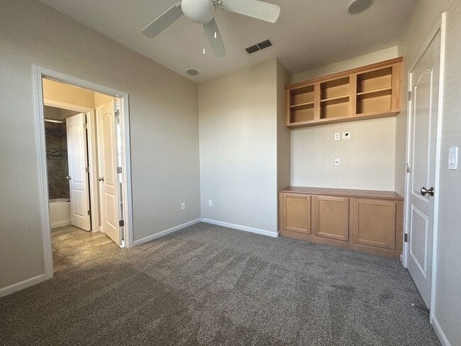 Building Photo - Beautifully Upgraded 3BD/2.5BA Citrus Heights Home with Covered Patio & Modern Amenities!