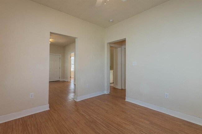 Building Photo - 4320 Avenue H