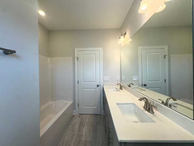 Building Photo - 245 Canyon Gap Wy