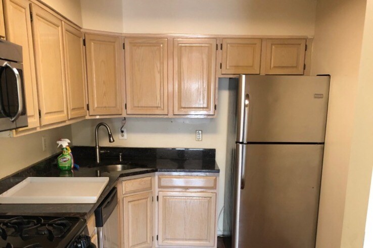 Kitchen - 1205 Jesse Way