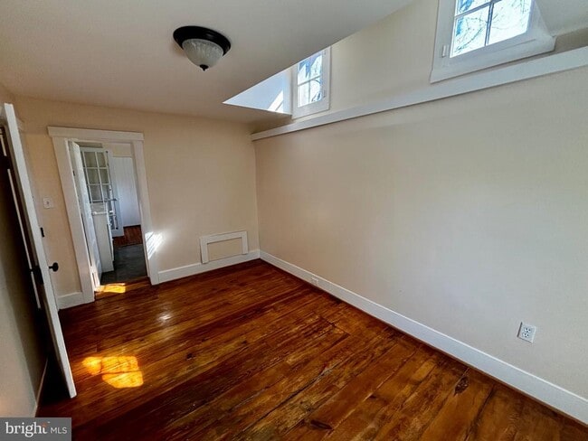 Building Photo - 8122 John Mosby Hwy