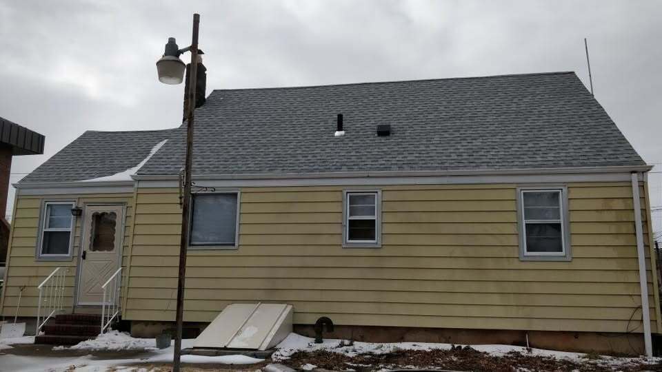 Building Photo - 1424 Saint Georges Ave