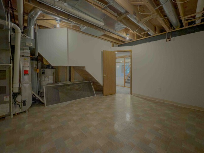Building Photo - Exceptional Lease Offering in Novi Schools!