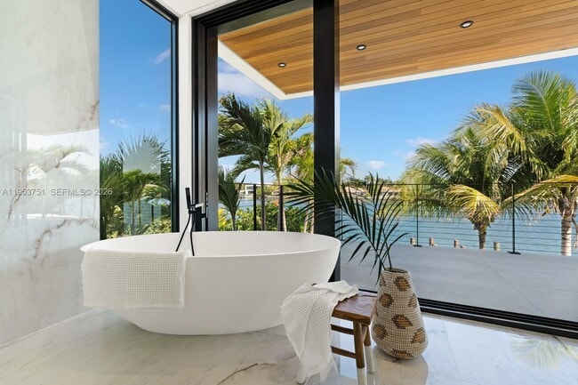 Building Photo - 701 86th St