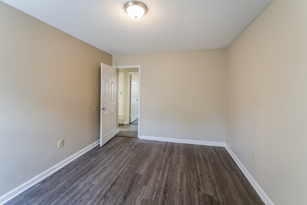 Building Photo - 6845 Dunbarton Dr