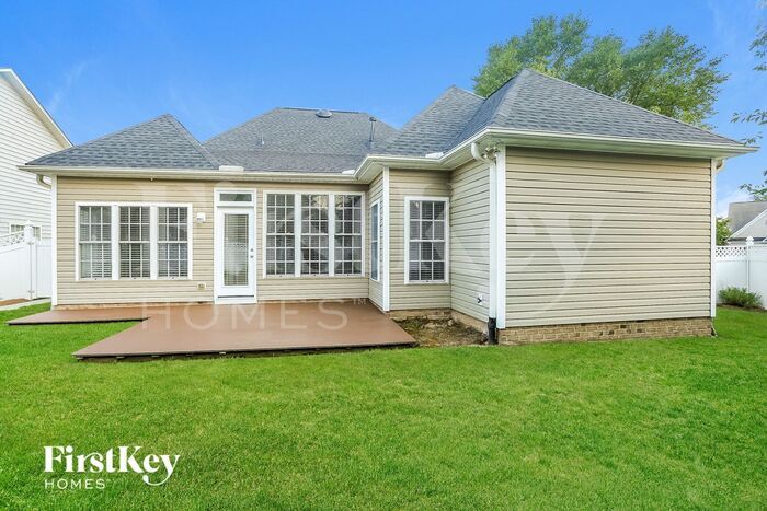 Building Photo - 2549 Old Ashworth Ln NW