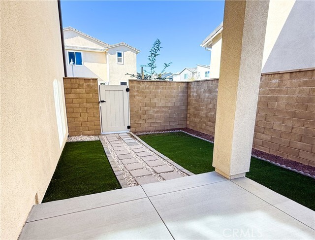 Building Photo - 647 Gadwall