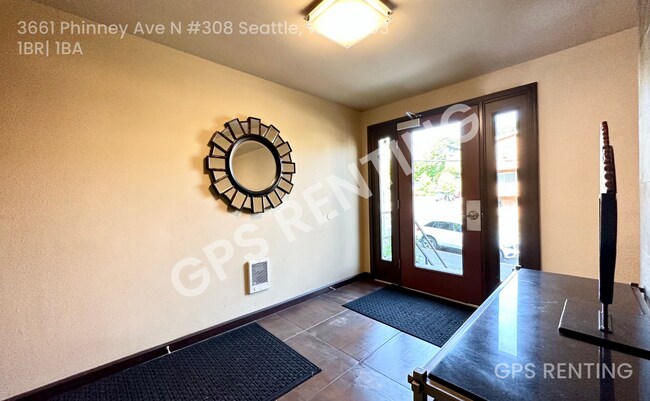 Building Photo - 3661 Phinney Ave N