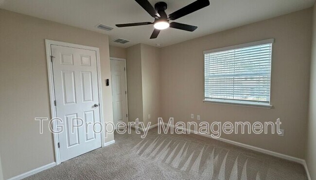 Building Photo - 11792 Junegrass Rd