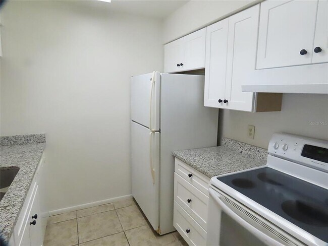 Building Photo - 104 Northlake Dr