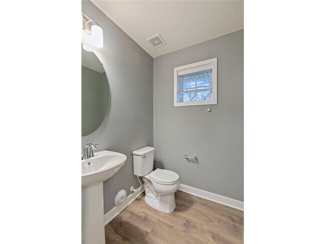 Building Photo - 13946 Lupine Trail NE