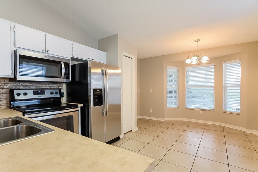 Building Photo - 4313 Longshore Dr