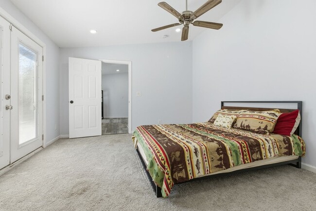 Building Photo - Downtown 3BR 2BA with Fenced Yard – 10 Minutes to Fort Benning