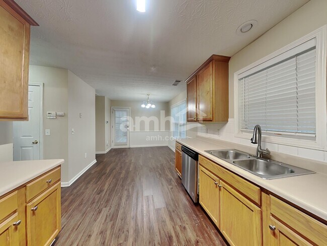 Building Photo - 2769 Wynhaven Oaks Way