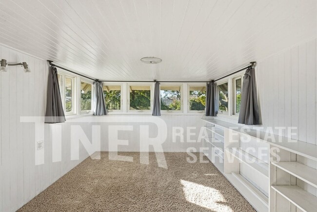 Building Photo - 2916 22nd St